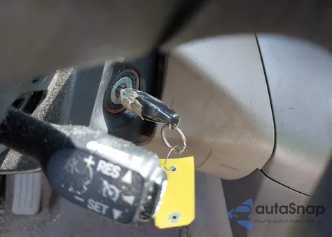 2007 Toyota Rav4 Base V6 z USA, uszkodzony, nr VIN JTMBK35V575022565